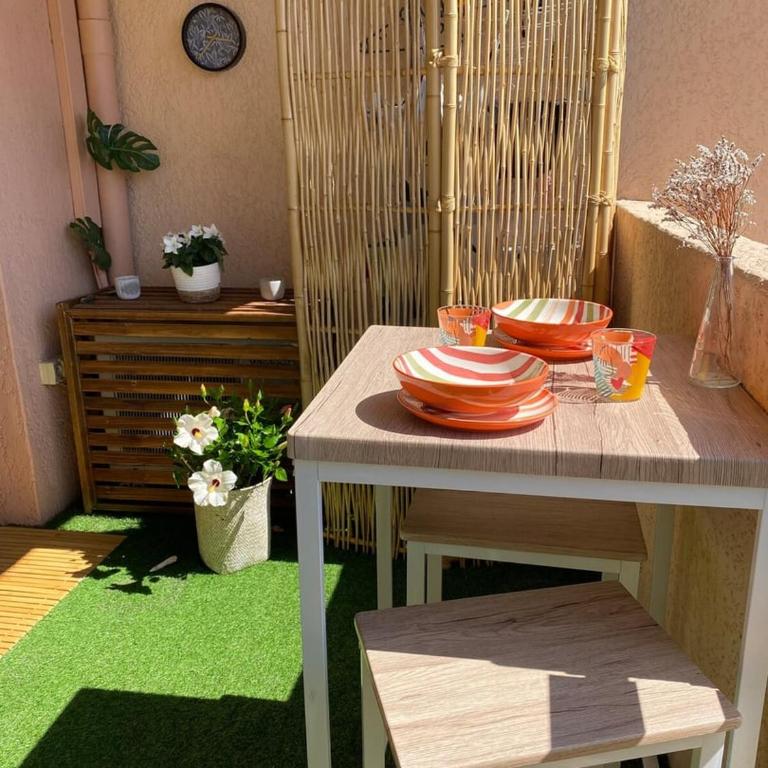 WeHost- CORNICHE Soleil Couchant 2 chambres 4pers,Parking,Piscine - Appartement - Vue sur Piscine - 62