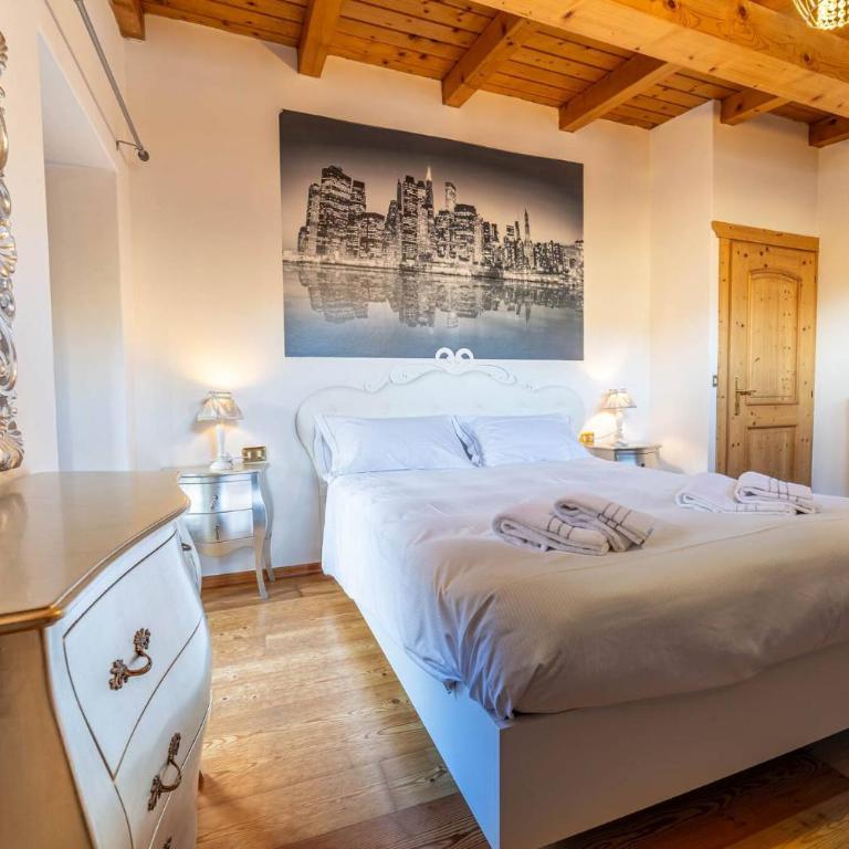 Altèra Home - Appartamento con 2 Camere da Letto e con Vista Montagna - 1