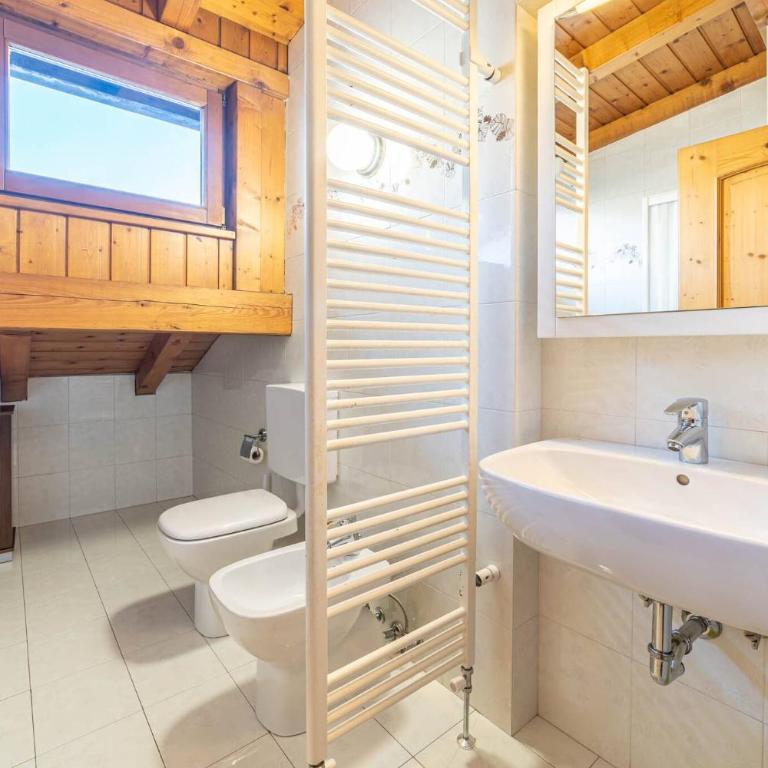 Altèra Home - Appartamento con 2 Camere da Letto e con Vista Montagna - 13