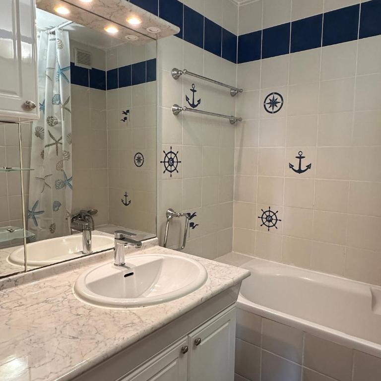 Appartement 3 pièces en front de mer avec balcons, à Cabourg, proche centre-ville. - FR-1-487-275 - Appartamento (8 Adulti) - 11