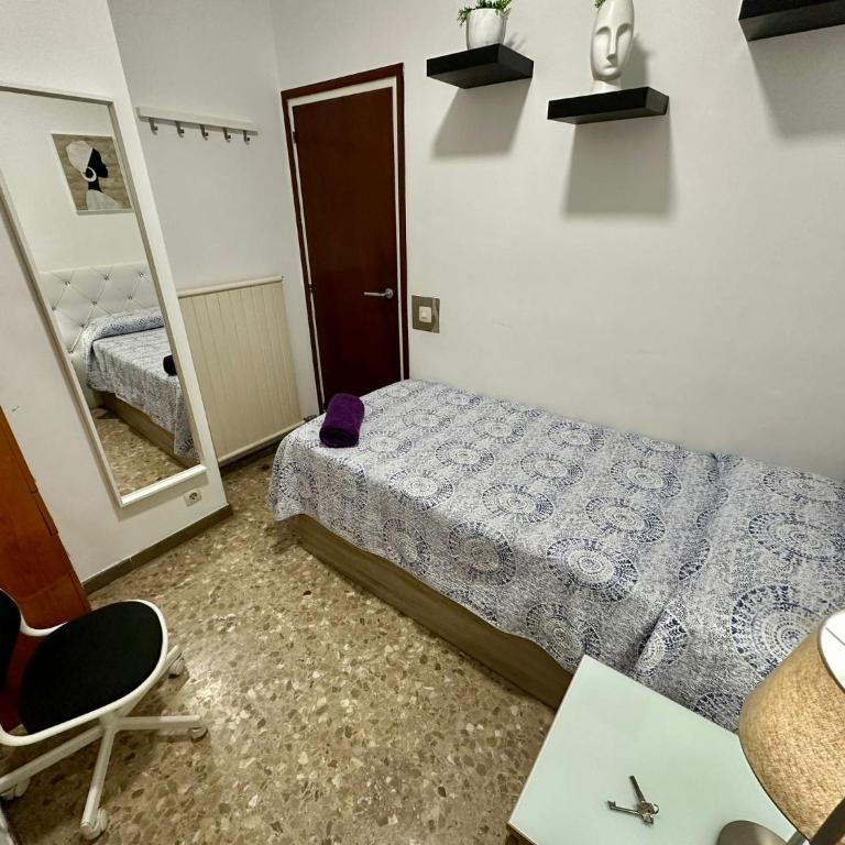 Alojamiento Sepulved - Single Room with Shared Bathroom - 4