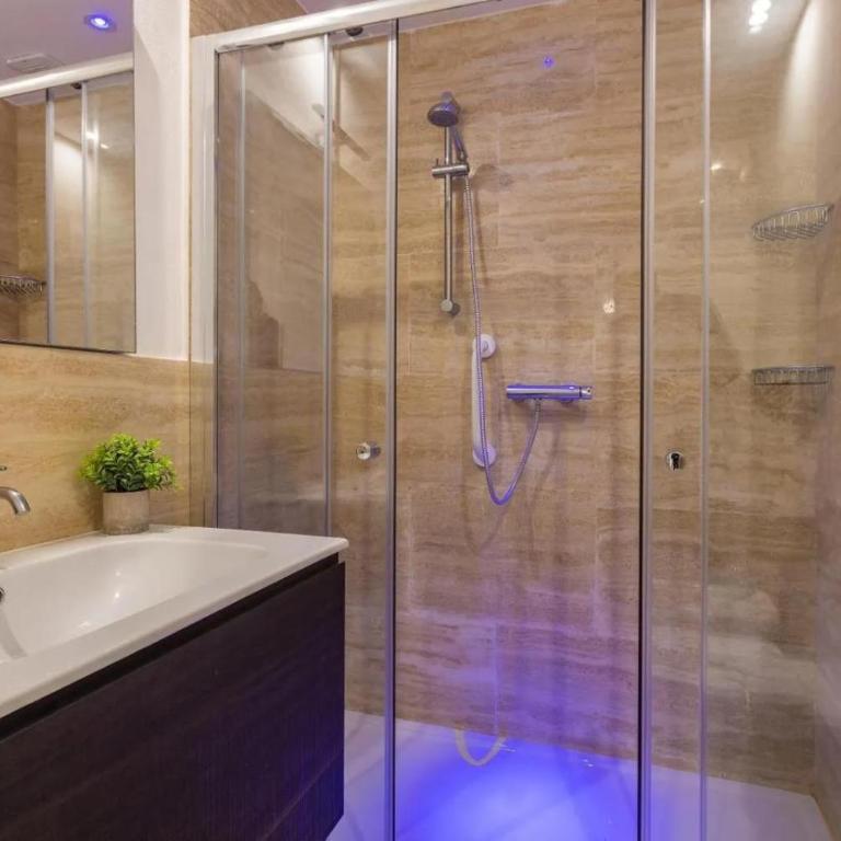 Residence Le Piscine - Appartamento con 2 Camere da Letto e Vista Giardino - 12