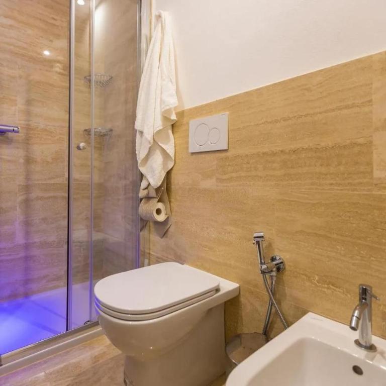 Residence Le Piscine - Appartamento con 2 Camere da Letto e Vista Giardino - 13