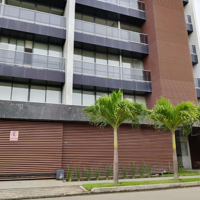 Elegance and Comfort in the Heart of Equipetrol - Two-Bedroom Apartment - 17