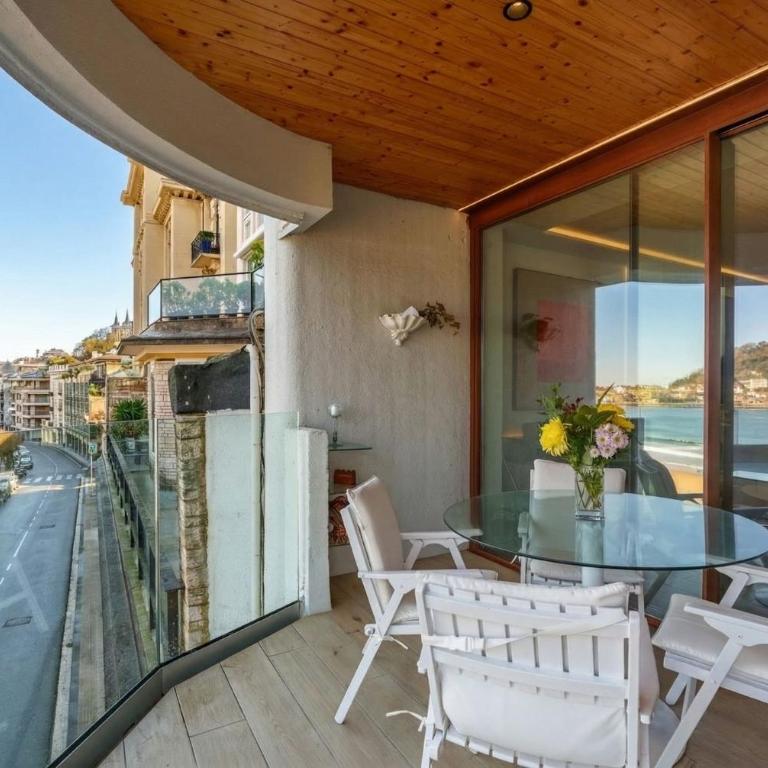 Monthly Miraconcha Dream I Best views of San Sebastian - Apartamento de 3 dormitorios con vistas al océano - 35