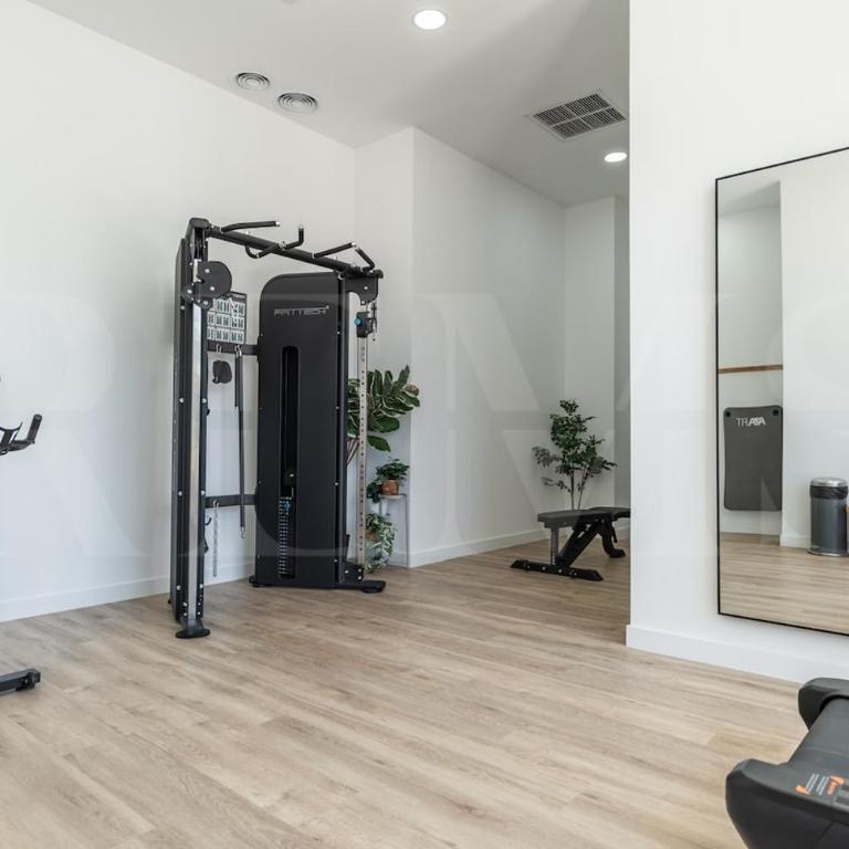 23rd Floor City Apartment with Pool & Gym REMS - Apartamento de 2 dormitorios - 44