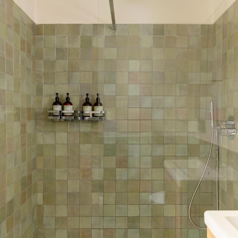 Bob W Rome Testaccio - Spacious Room - Balcony - 10