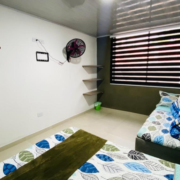 KlanDestino Hostal Santa Marta - Habitación Familiar - 4