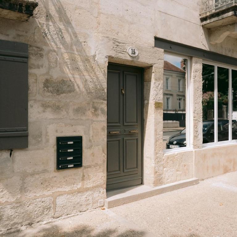 Les archives de Georges 153 - Appart' de standing en centre-ville - Balcon privé, Climatisation, Caméra de vidéo surveillance - Studio mit Balkon - 17
