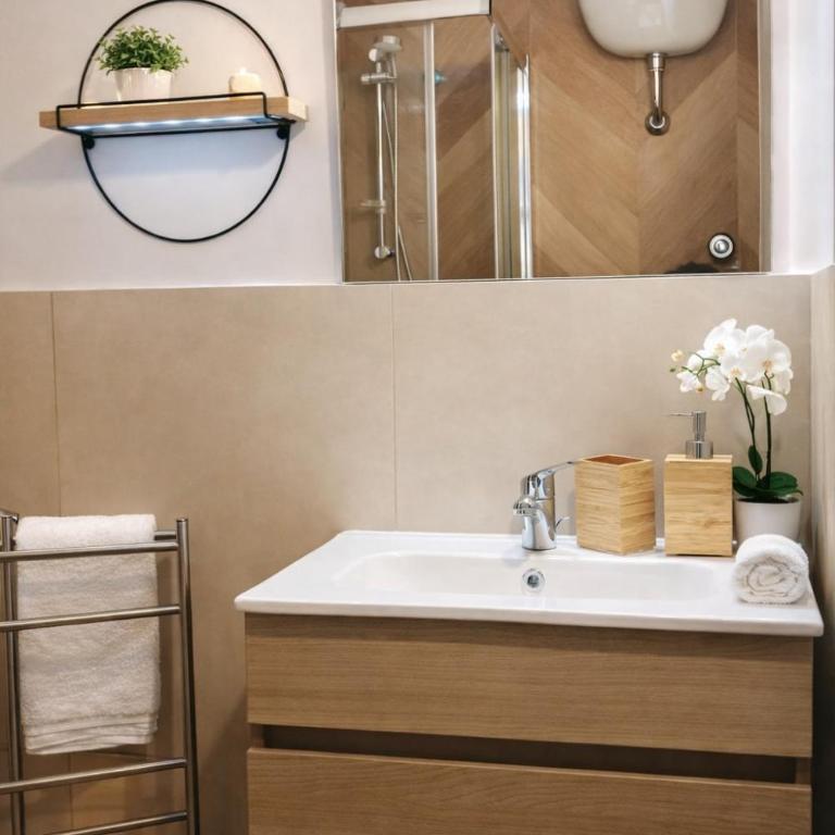 NAPOLI DUOMO STAY Charming Apartment - Appartamento Deluxe con 2 Camere da Letto - 7