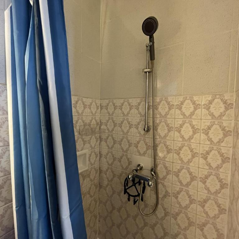 Le Perchoir d'Amélie - Studio Calme et lumineux à 50 m des Thermes - Classé 2 étoiles - Apartment mit 1 Schlafzimmer - 8