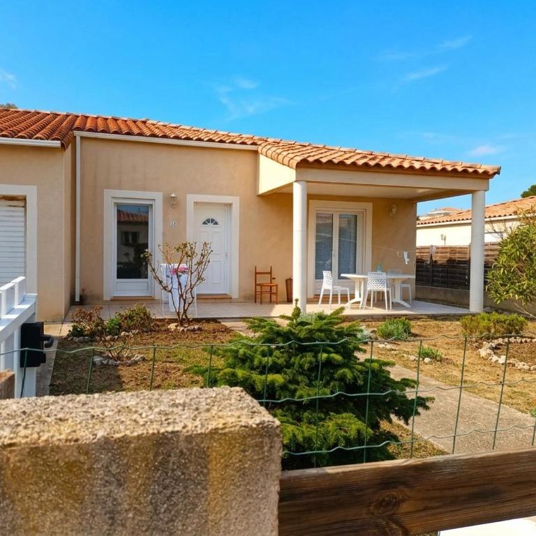 AIG_188 - Maison 3 Chambres - 1