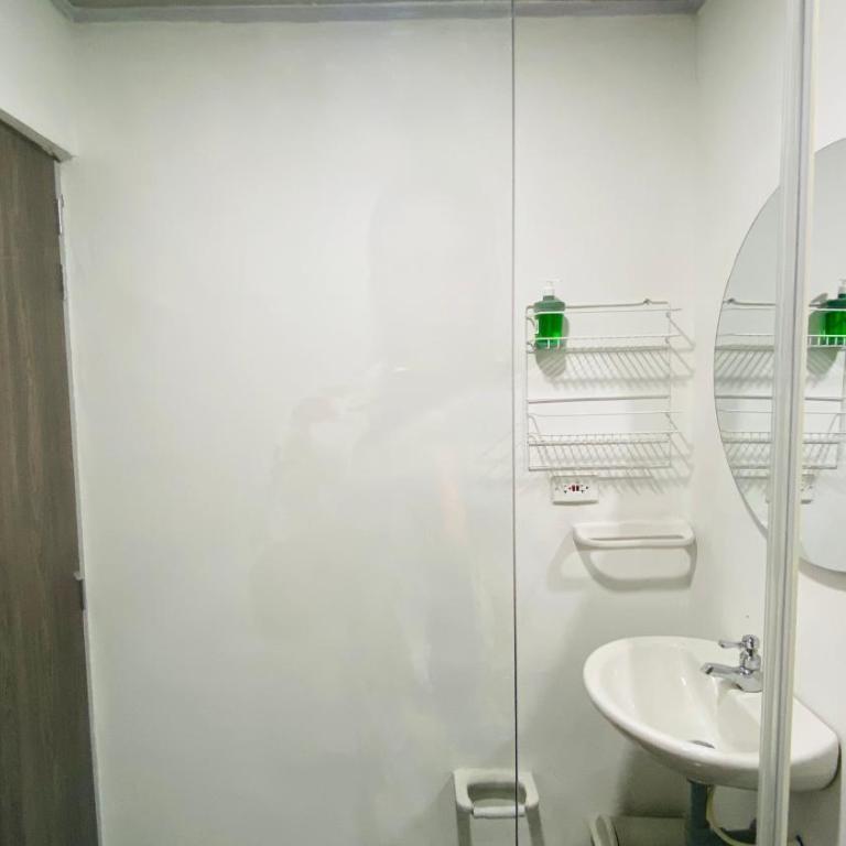 KlanDestino Hostal Santa Marta - Habitación Cuádruple con baño privado - 11