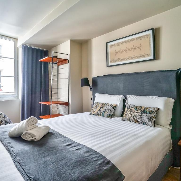 UrbanFlat 134 - Grand Appartement en plein centre de Paris - Apartment - 10