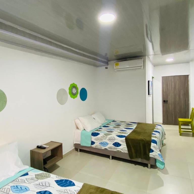 KlanDestino Hostal Santa Marta - Habitación Cuádruple con baño privado - 7