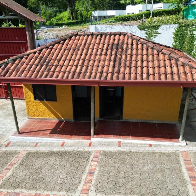 Casa Campestre en Ibagué - Villa - 10