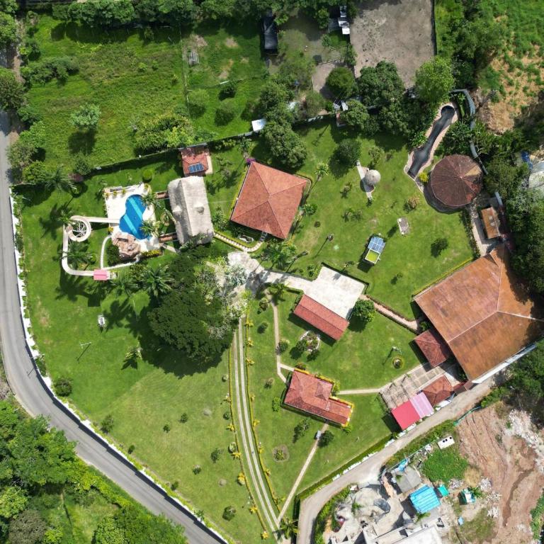 Casa Campestre en Ibagué - Villa - 35