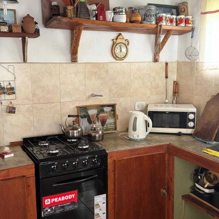 Casa quinta con pileta y parque en San Pedro - Two-Bedroom House - 26