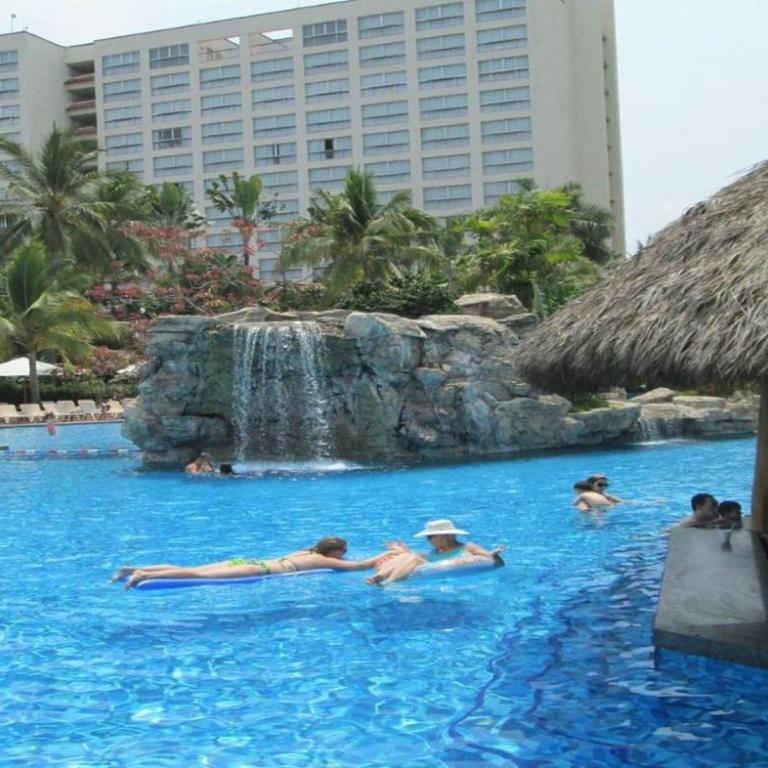 Buganvilias Owner Private Club Ambassador 1BR2B REQUEST DATE- See by Clay & Lisa - One-Bedroom Apartment with Balcony and Sea View - 44