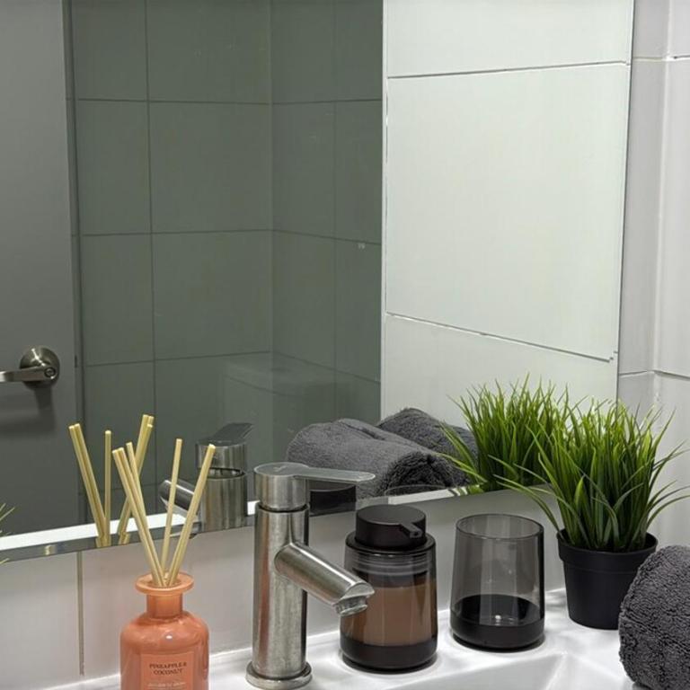 Estudio moderno-Metro Alameda-Smart lock - One-Bedroom Apartment - 9