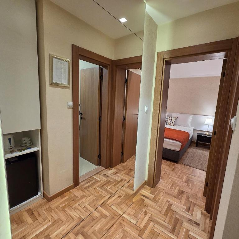 Villa Forest - Dvokrevetna Soba sa Bračnim Krevetom i Sopstvenim Kupatilom - 29