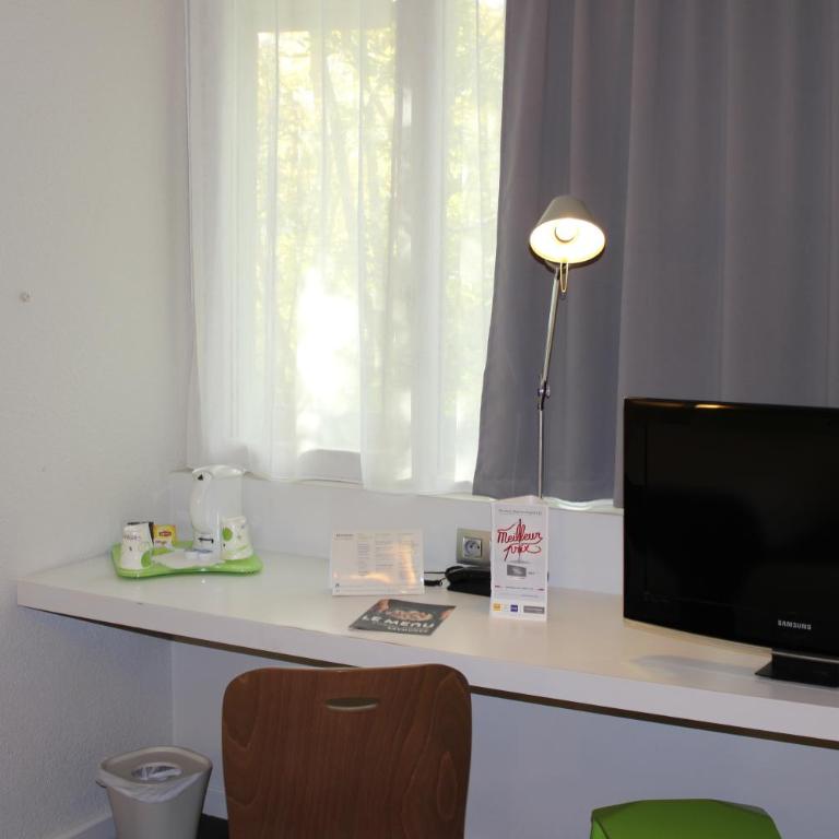 Campanile Toulon - La Seyne sur Mer - Sanary - Chambre lits jumeaux standard avec 1 lit simple - Jusqu’à 10 ans - 1