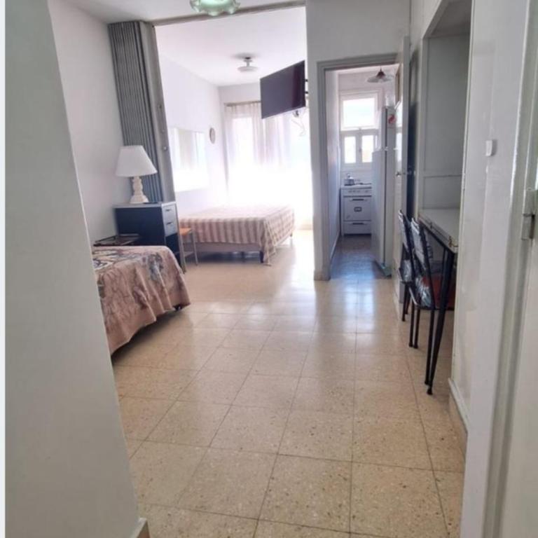 DEPARTAMENTO EN MAR DEL PLATA A 2 CUADRAS DE LA PLAYA CENTRO 4 PERSONAS Balcon,Playa las toscas,torreon - One-Bedroom Apartment - 6