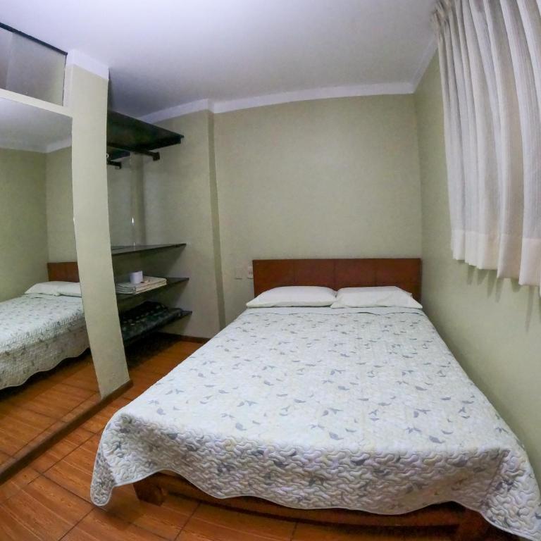 Hostal Aurora a 3 cuadras de la Plaza de Armas - Habitación Doble con baño privado - 2