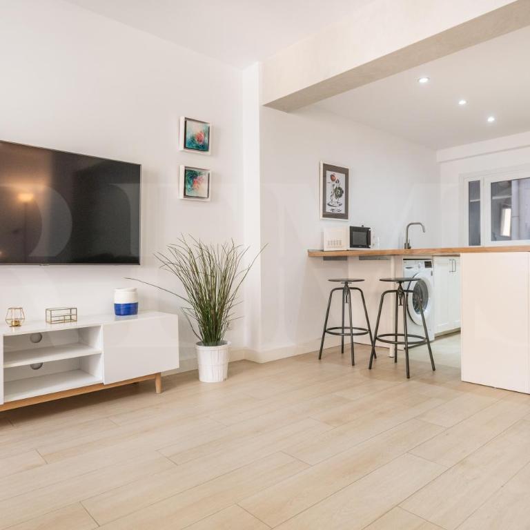 Spacious and modern gem in the center REMS - Apartamento de 3 dormitorios - 15