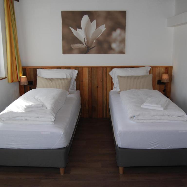 Gästehaus Pernull - Doppelzimmer mit Balkon - 5