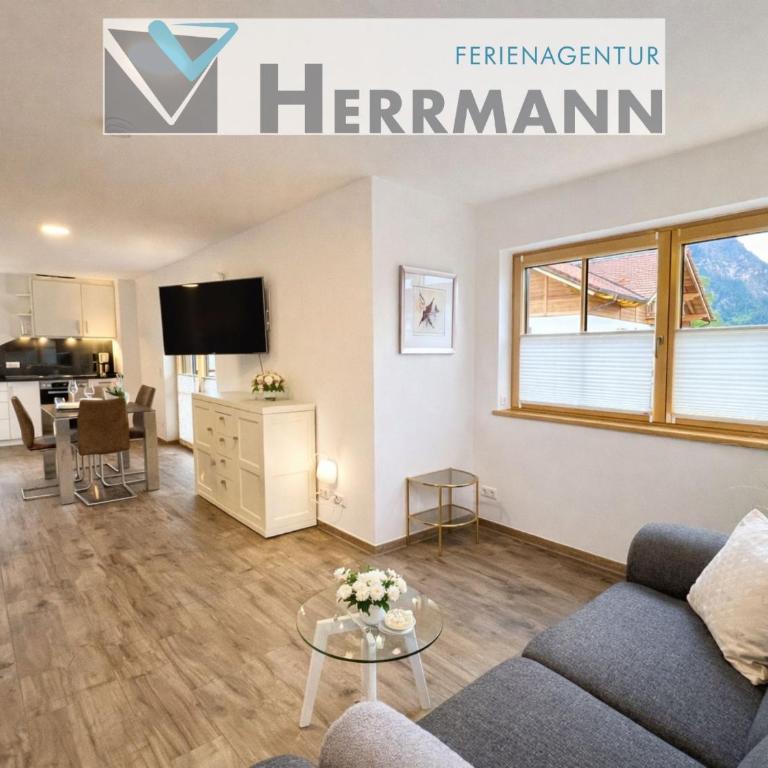 Ferienhaus Heidi Ferienwohnung Schlossblick - Apartamento con vistas a las montañas - 1