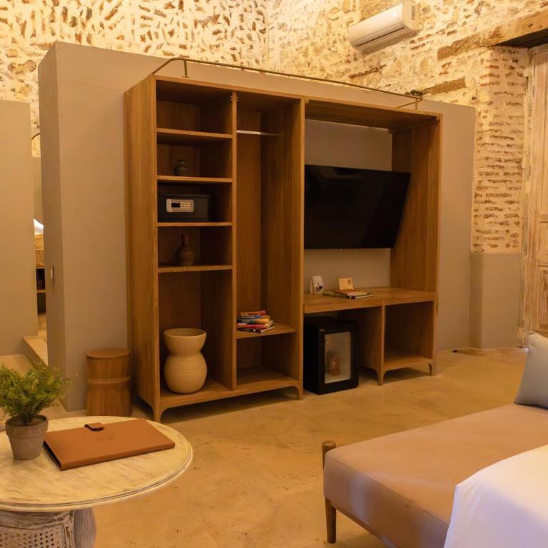 Hotel Casa Don Luis by Faranda Boutique, a member of Radisson Individuals - 1 Bedroom Suite-King Bed With Balcony - 4