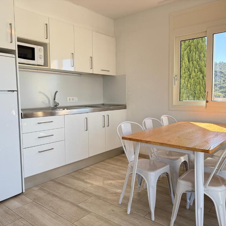 Agi Rescator Apartments - Apartamento de 2 dormitorios (6 adultos) - 8