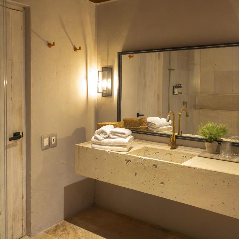 Hotel Casa Don Luis by Faranda Boutique, a member of Radisson Individuals - 2 Double Beds-Premium Room - 1