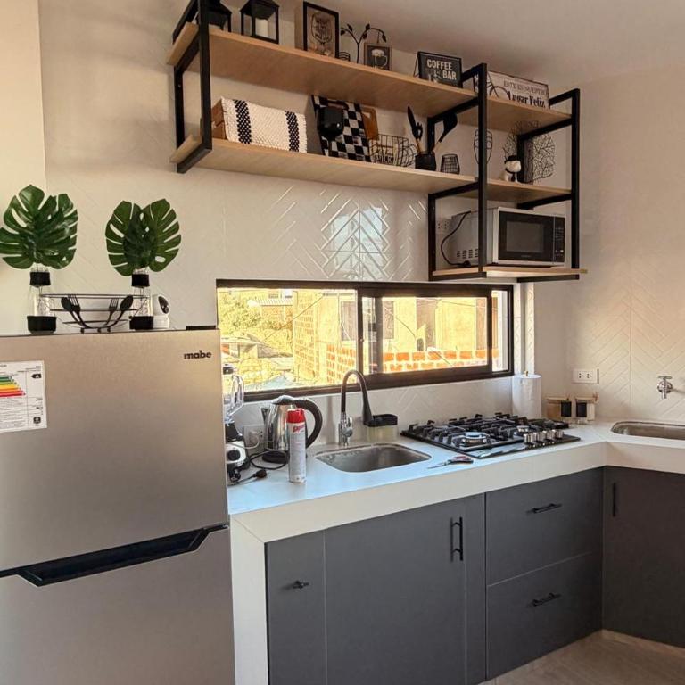 Dptos 2do piso - 7 min del centro - 2 Hab - 3 camas - wifi - lavadora - Apartamento de 2 dormitorios - 3