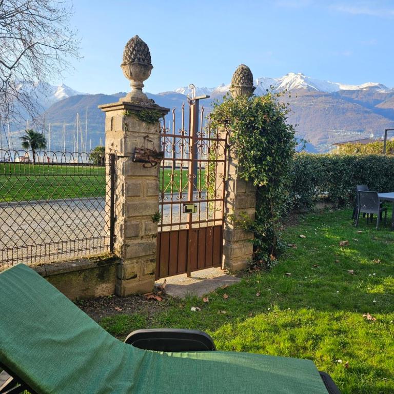 Villa Lago Groundfloor Lakefront Beach Garden Bike&Boat& Scooter Lake Como - Appartamento con 2 Camere da Letto - 16