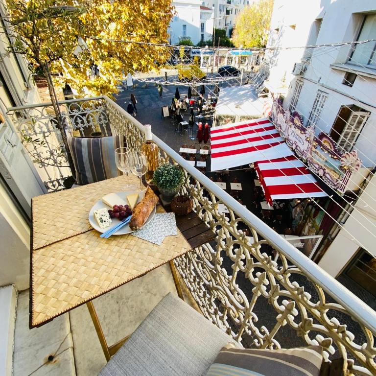 Balcony in Heart of Old Antibes, AC, View - Appartement avec Balcon - 17