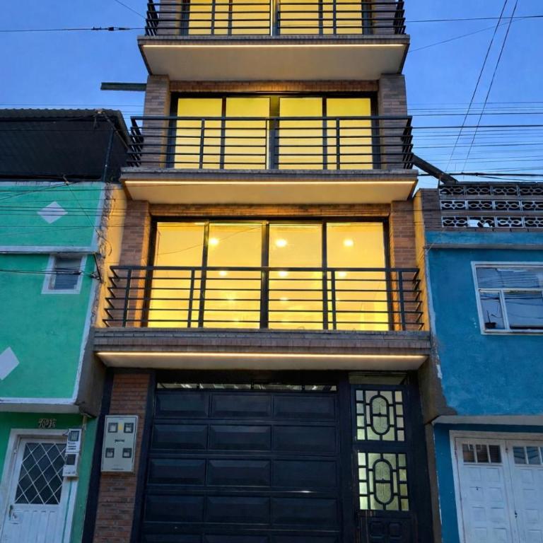 Modern Studio Apartment in South Bogotá - One-Bedroom Apartment - 2