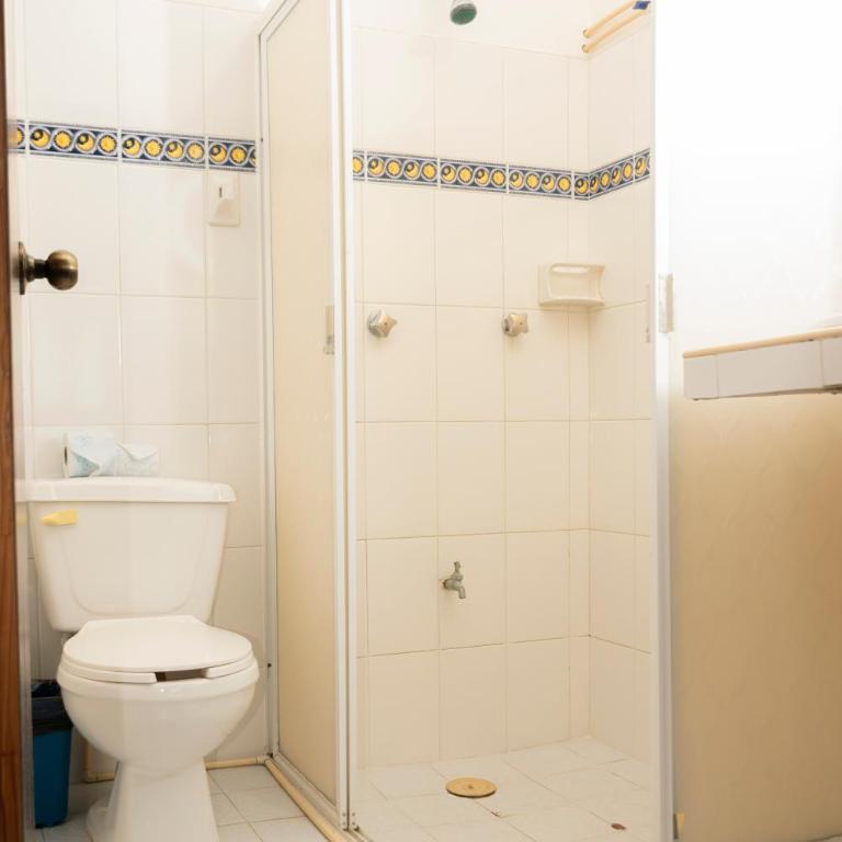 Villa Madre by La Cultura Suites - Hotel Moms - Estudio con cama extragrande - 6