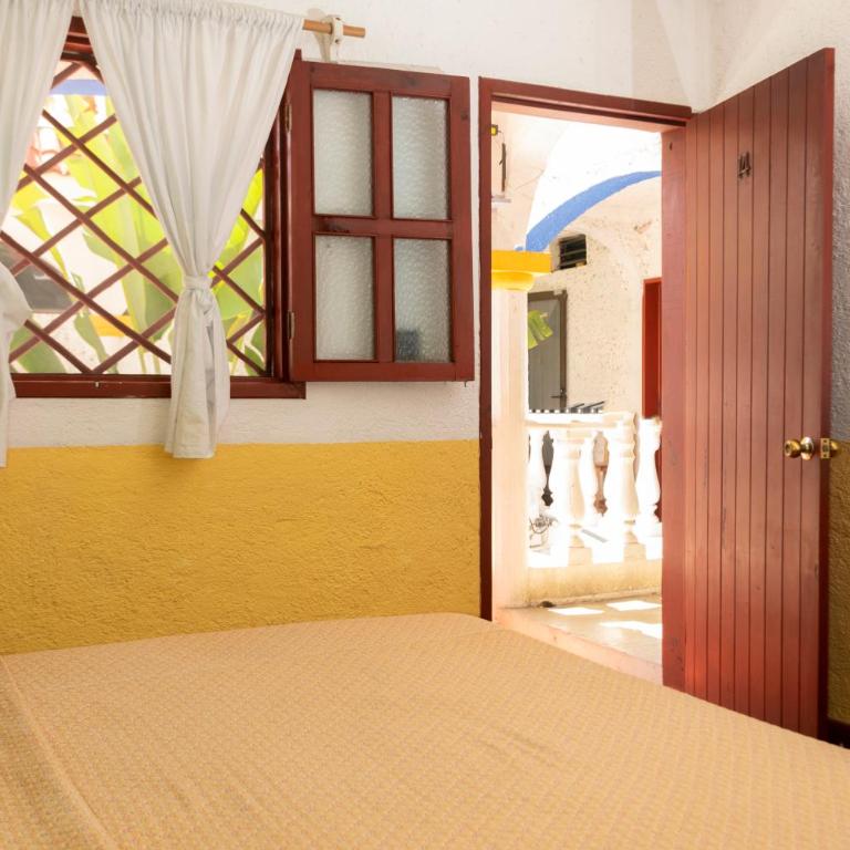 Villa Madre by La Cultura Suites - Hotel Moms - Habitación Deluxe con cama extragrande - 3