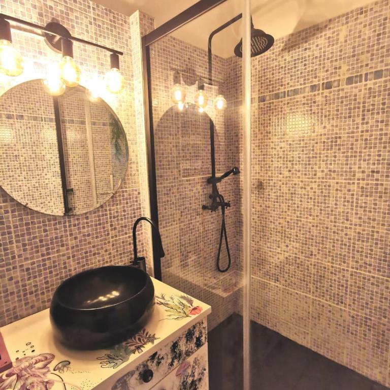 Studio Corail - Clim - WIFI - Parking - Piscine - Front de mer - Proche commerces et centre ville - Monolocale Deluxe - 9