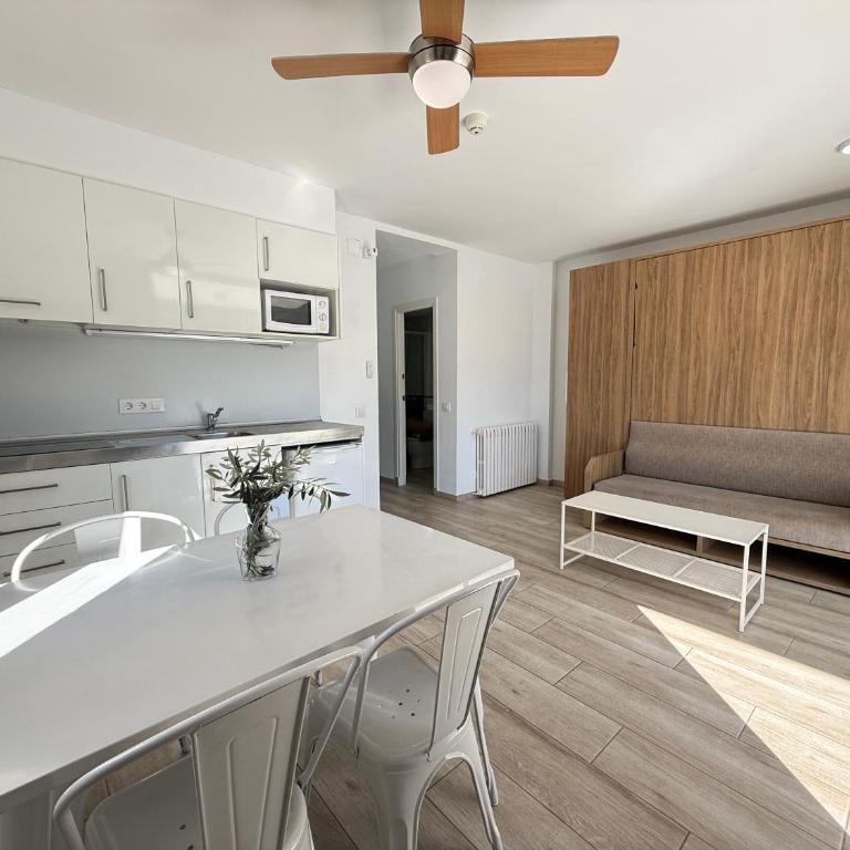 Agi Rescator Apartments - Apartamento Superior de 1 dormitorio (4 adultos) - 2