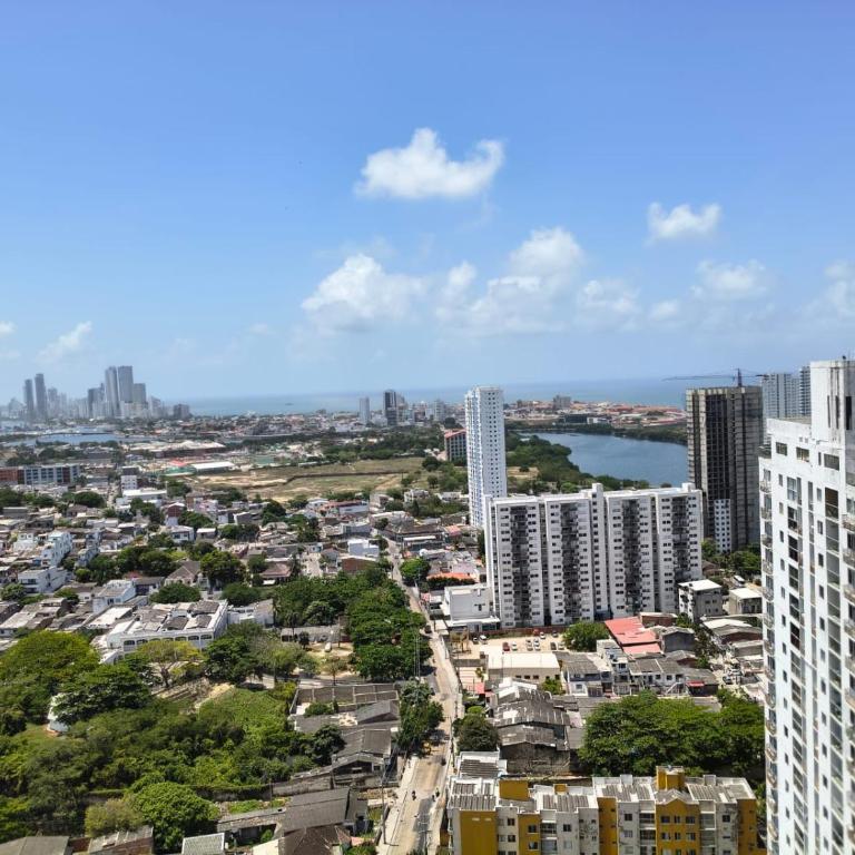 Refugio en Cartagena la Heroica! - Three-Bedroom Apartment - 2
