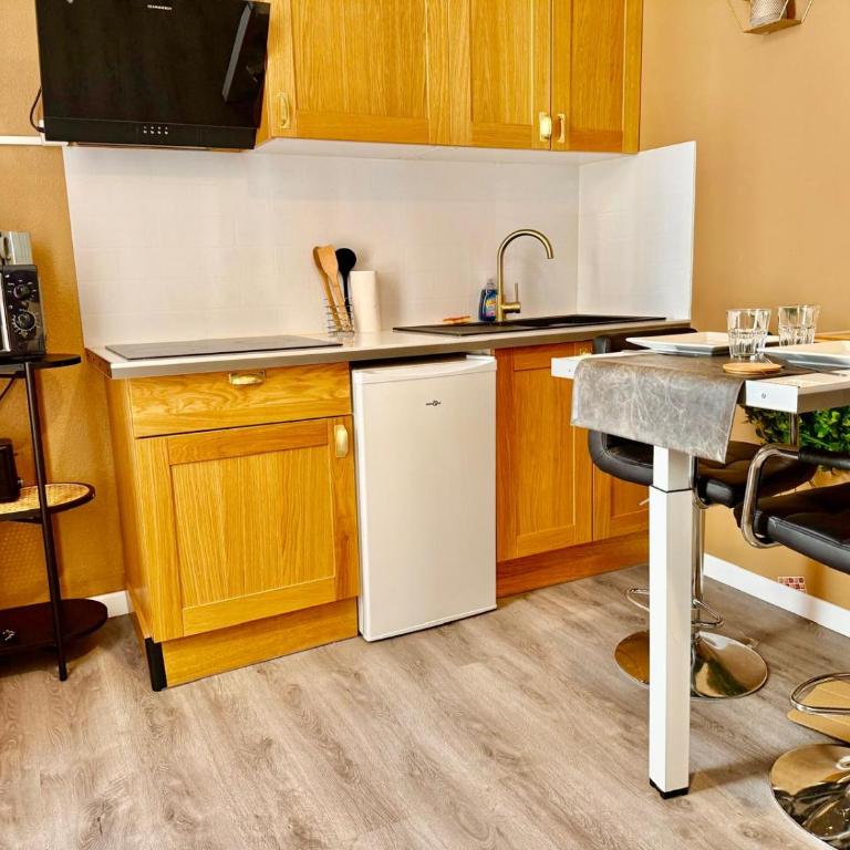 Le Cosy - Appartamento Deluxe con 1 Camera da Letto e Vista Città - 3