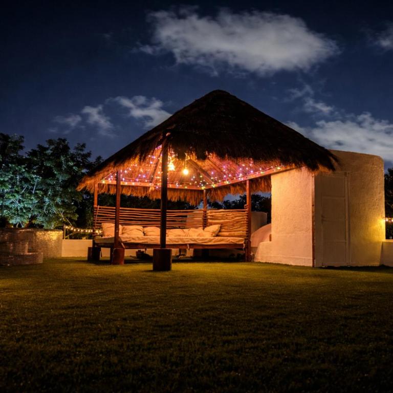 Romantic Luxury Villa with Rooftop Jacuzzi - 50m from Beach - One-Bedroom Villa - 3
