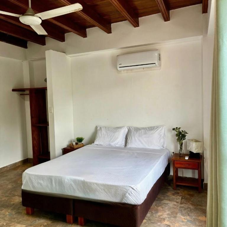 Los Pinos Beach Club Manzanillo - Family Room - 1