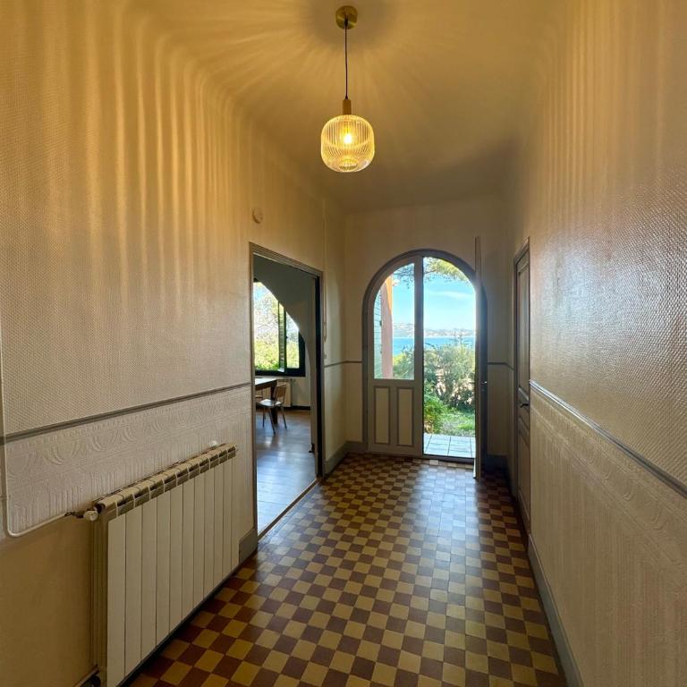 Villa les Grillons Presqu'île de Giens vue mer - Villa - 44