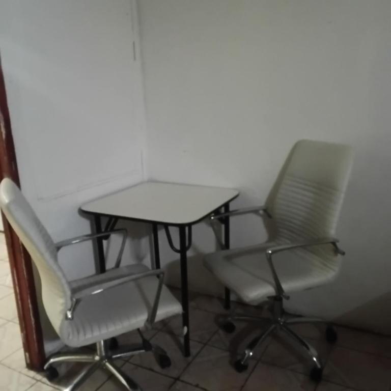 Asenjo Paola - Economy Triple Room with Shared Bathroom - 7