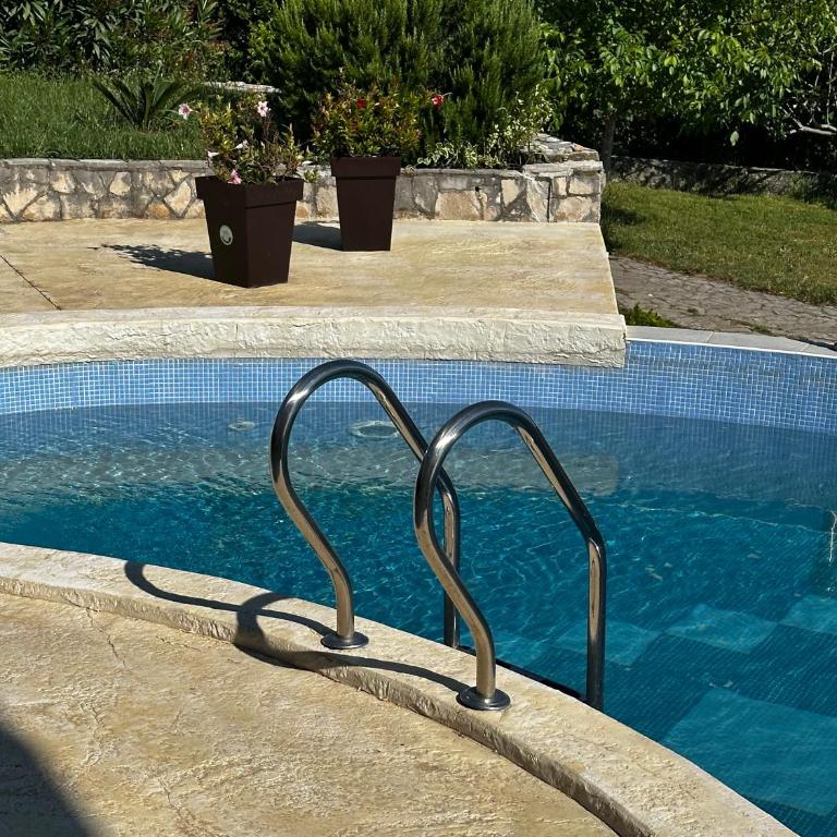 Villa 11 Infinity pool & garden - Villa - 2