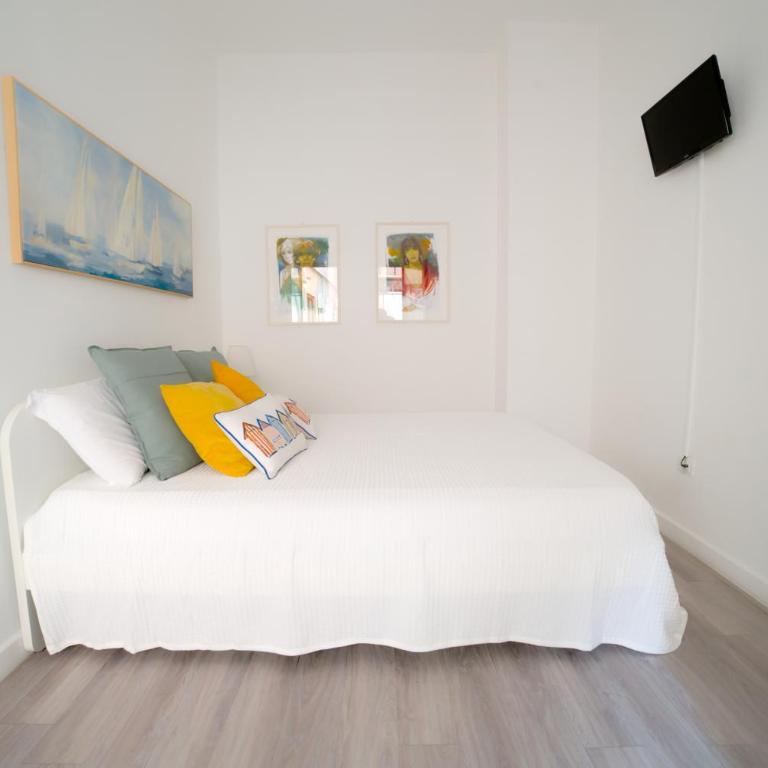 Promo Vacanza A Due Passi dal Mare in Centro a Pescara - Appartamento Deluxe con 1 Camera da Letto - 5